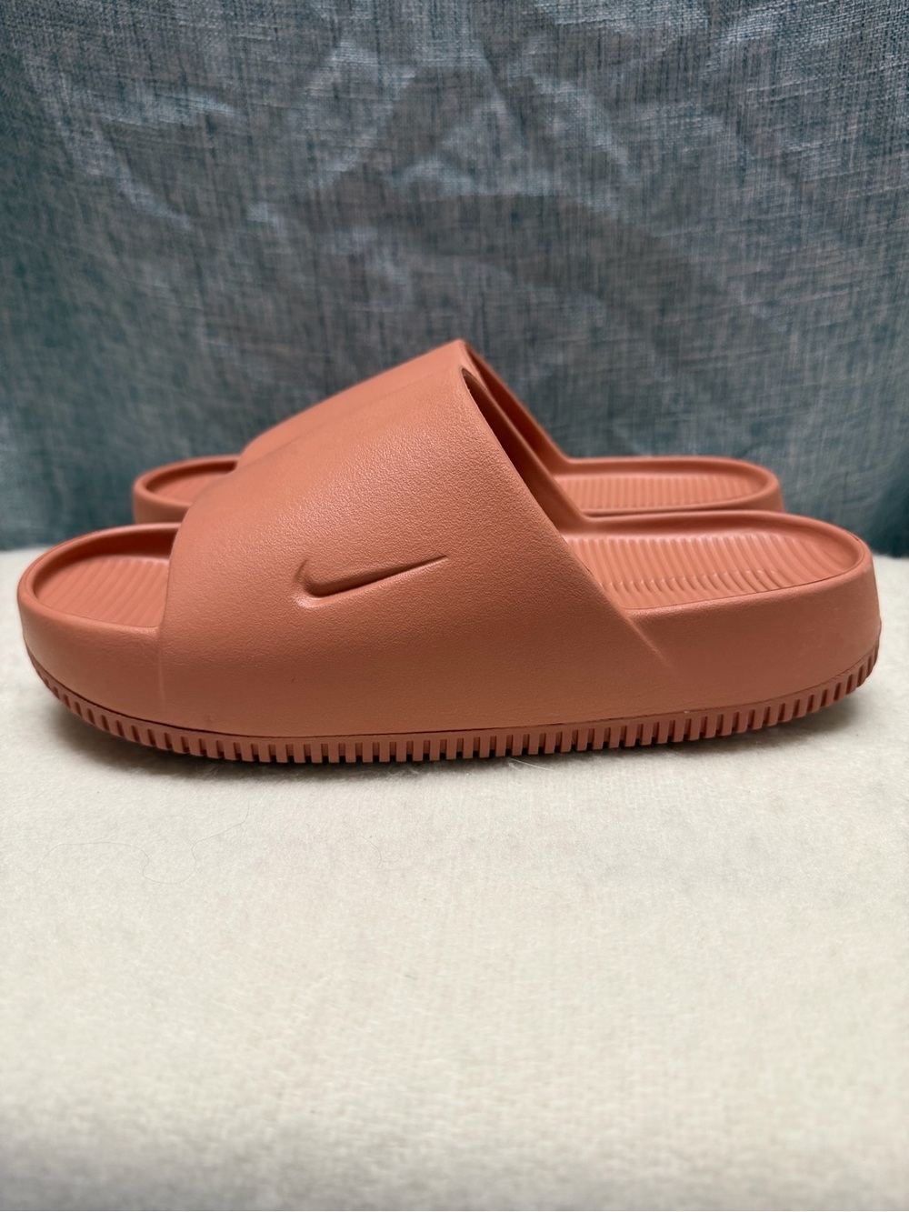 Nike Slide Sandals in Terracotta Pink